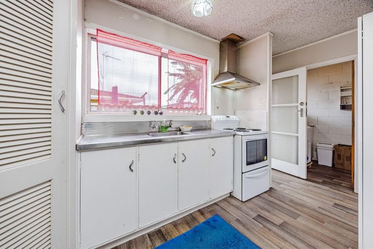 Photo of property in 2/8 Allenby Road, Papatoetoe, Auckland, 2025