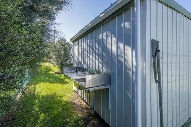 Photo of property in 52 Captain Cook Road, Cooks Beach, Whitianga, 3591