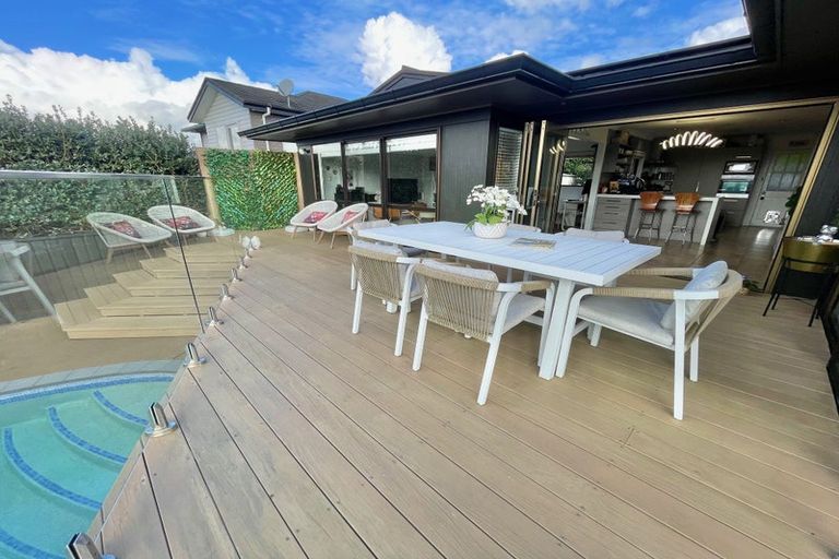 Photo of property in 8 Dunolly Place, Pukekohe, 2120