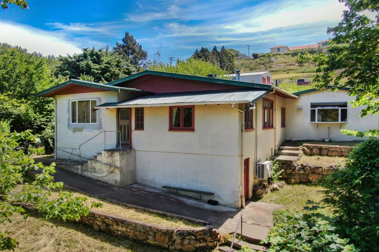 Photo of property in 17 Chelmer Street, Oamaru, 9400