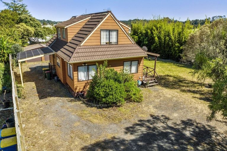 Photo of property in 11 Simpson Road, Ranui, Auckland, 0612