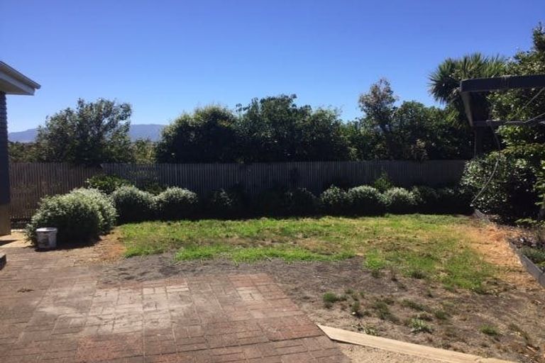 Photo of property in 1 Tainui Street, Raumati Beach, Paraparaumu, 5032