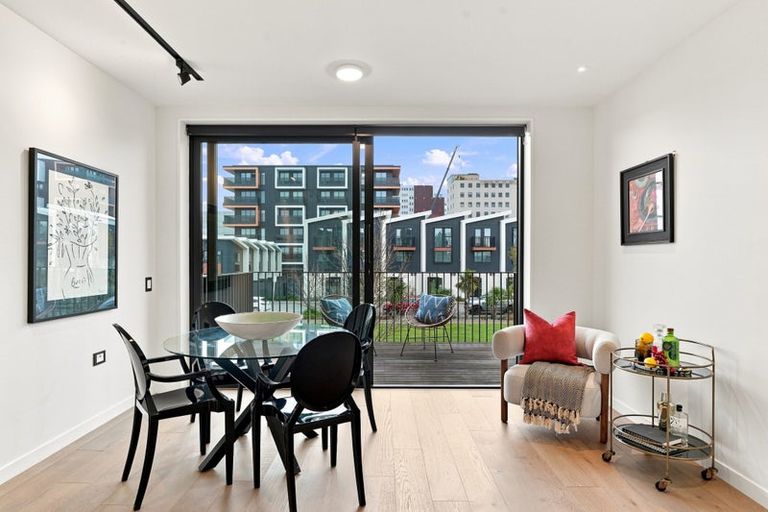 Photo of property in Latimer Terraces, 2/197 Hereford Street, Christchurch Central, Christchurch, 8011