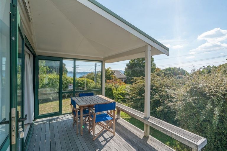 Photo of property in 32 Rainbow Drive, Rainbow Point, Taupo, 3330