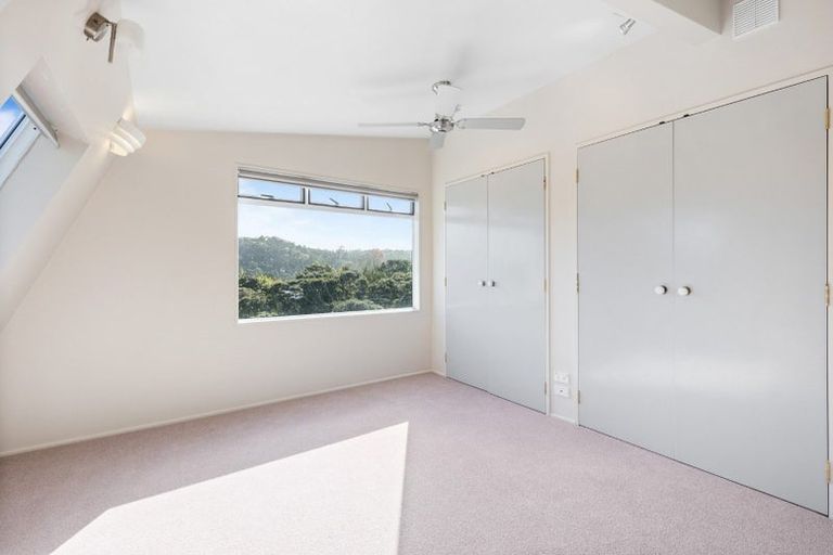 Photo of property in 55 Pemberton Avenue, Bayview, Auckland, 0629