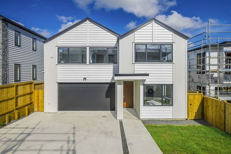 Photo of property in 10 Hautoa Lane, Flat Bush, Auckland, 2019