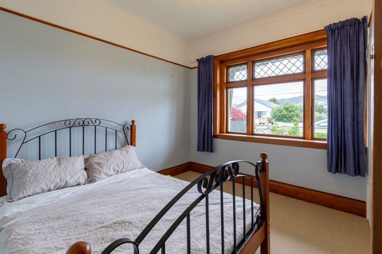 Photo of property in 17 Ava Street, Petone, Lower Hutt, 5012