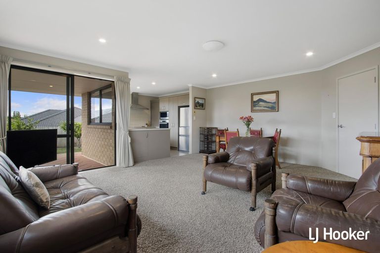 Photo of property in 33 Malta Crescent, Katikati, 3129