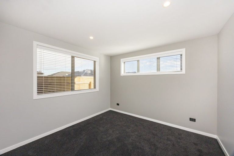 Photo of property in 14 Kanzan Grove, Maewa, Feilding, 4702
