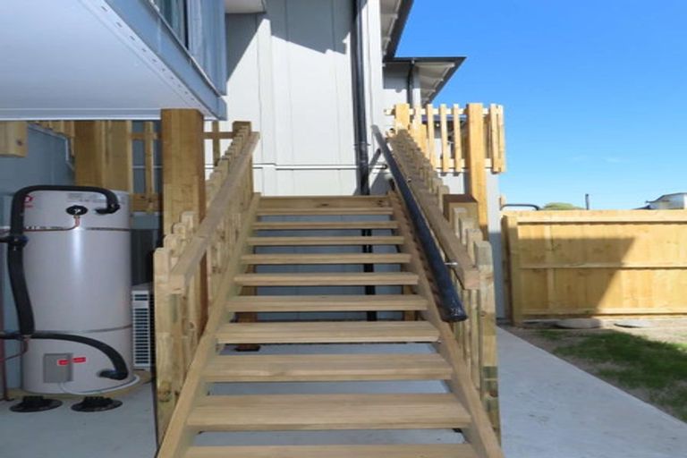 Photo of property in 3/246 Marine Parade, New Brighton, Christchurch, 8061