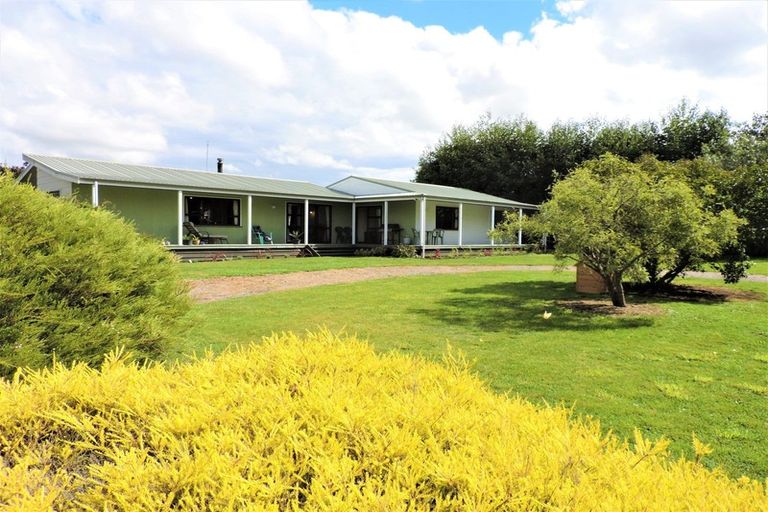 Photo of property in 7 Sydney Street, Takapau, 4203