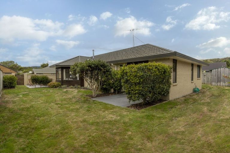 Photo of property in 22 Lorna Irene Drive, Raumati South, Paraparaumu, 5032