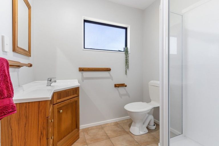 Photo of property in 12a Fishermans Bend, Whiritoa, Whangamata, 3691