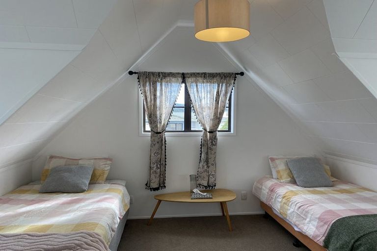 Photo of property in 4 Kakariki Road, Ngunguru, Whangarei, 0173