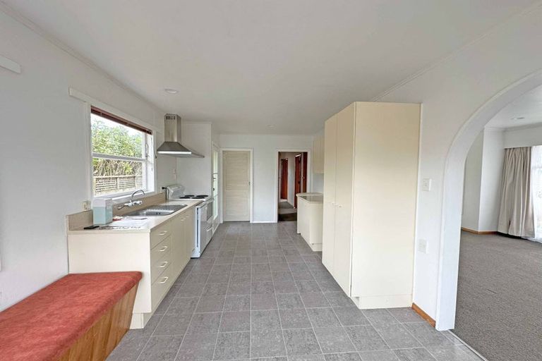 Photo of property in 24 Pulham Crescent, Queenwood, Hamilton, 3210