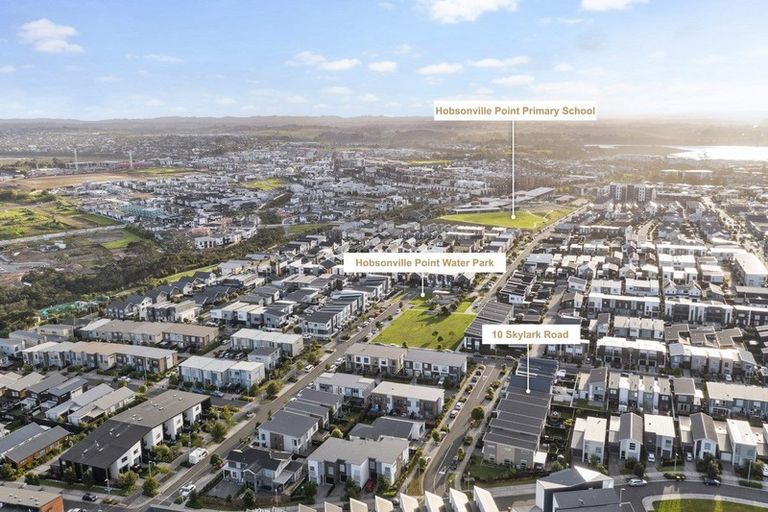 Photo of property in 10 Skylark Road, Hobsonville, Auckland, 0616