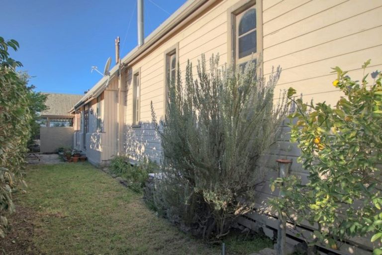 Photo of property in 68 Charles Street, Westshore, Napier, 4110