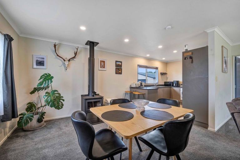 Photo of property in 75 Tauhuri Street, Manaia, 4612