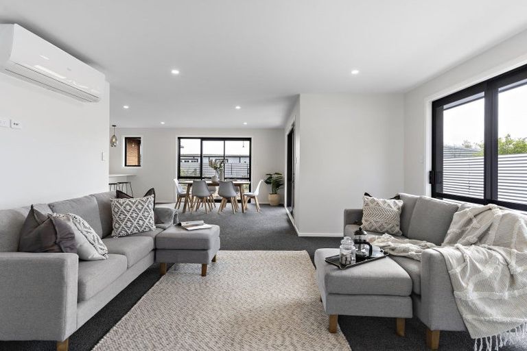 Photo of property in 7 Chisholm Place, Carterton, 5713