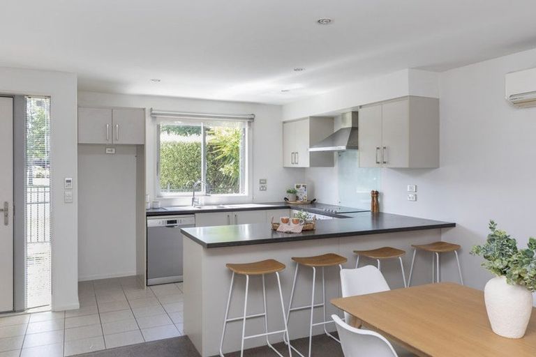 Photo of property in 5/5 Yew Tree Lane, Hillmorton, Christchurch, 8024