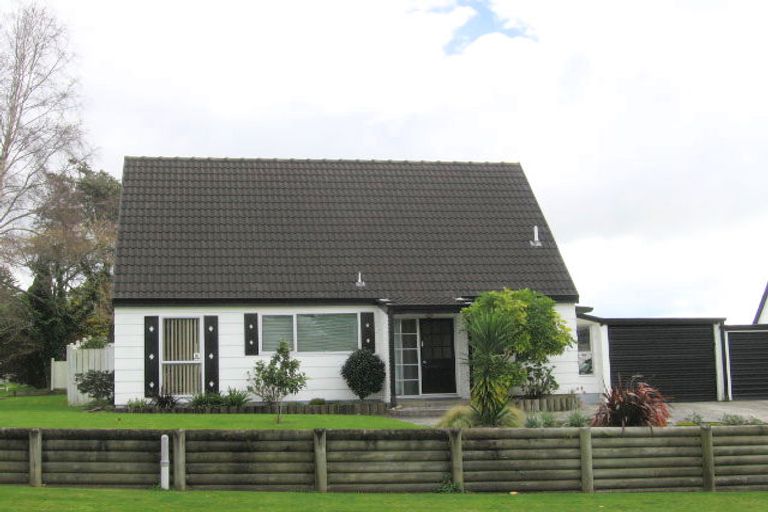 Photo of property in 1 Bellfield Place, Bethlehem, Tauranga, 3110