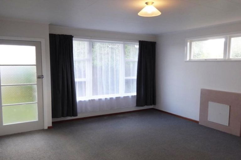 Photo of property in 1/548 Fergusson Drive, Trentham, Upper Hutt, 5018