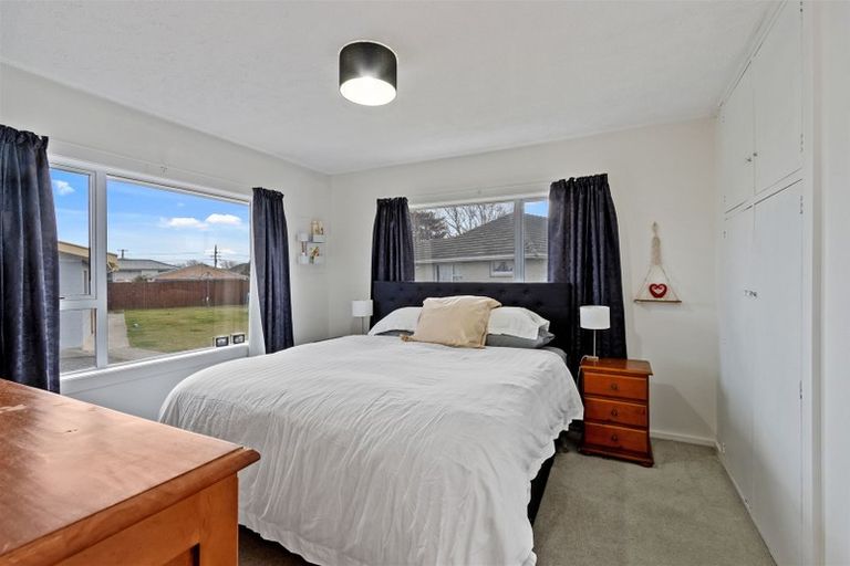Photo of property in 9 Soberton Street, Aranui, Christchurch, 8061