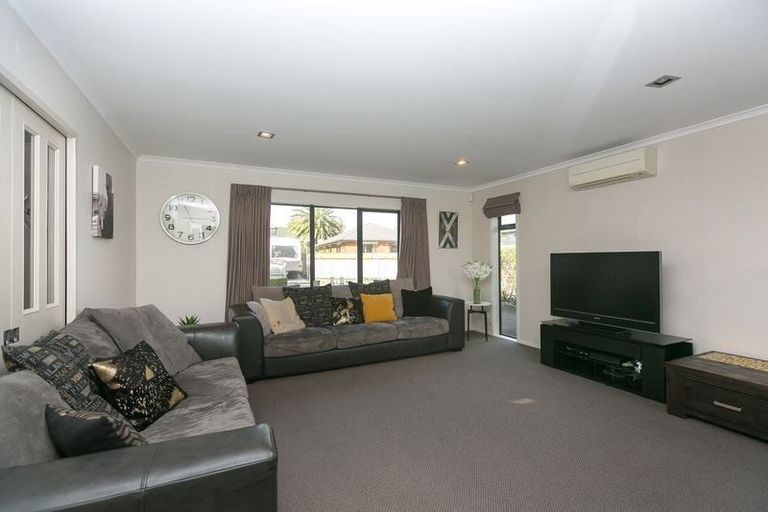 Photo of property in 23b Marlin Terrace, Bell Block, New Plymouth, 4312