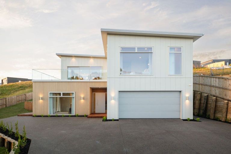 Photo of property in 98 Omahina Street, Raglan, 3225