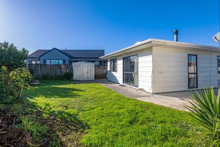Photo of property in 28b Chelmarsh Place, Highbury, Palmerston North, 4412