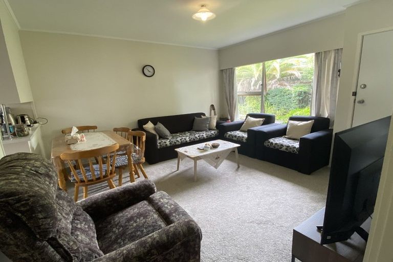 Photo of property in 48 Onewa Road, Northcote Point, Auckland, 0627