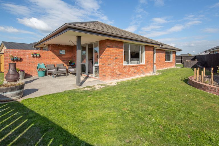 Photo of property in 7 Freyberg Street, Rangiora, 7400