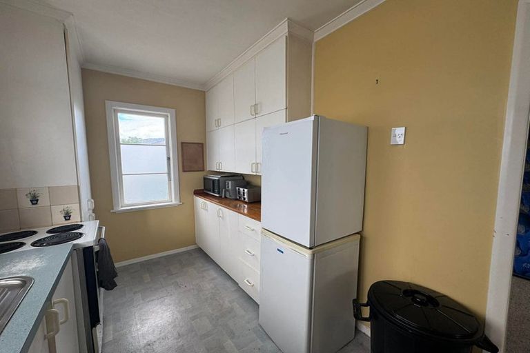 Photo of property in 36 Oxford Crescent, Ebdentown, Upper Hutt, 5018