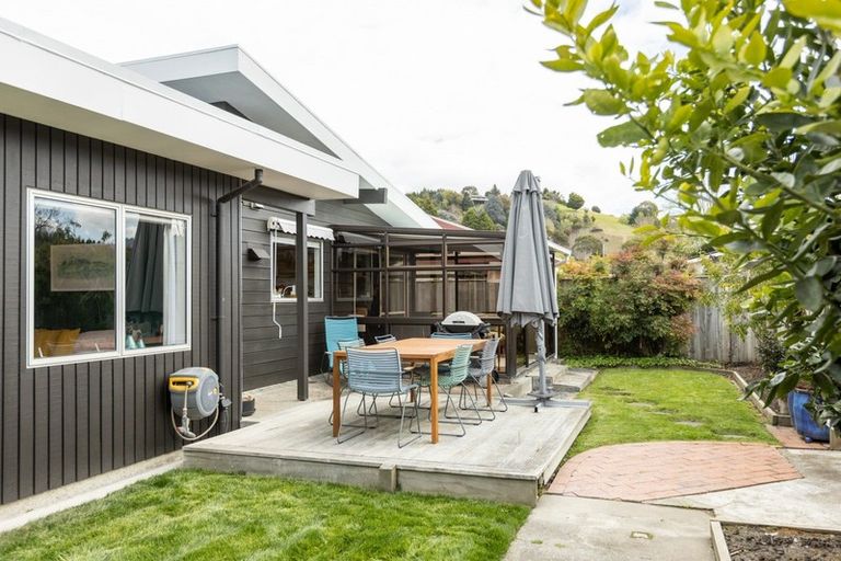 Photo of property in 18 Ngarimu Crescent, Taradale, Napier, 4112