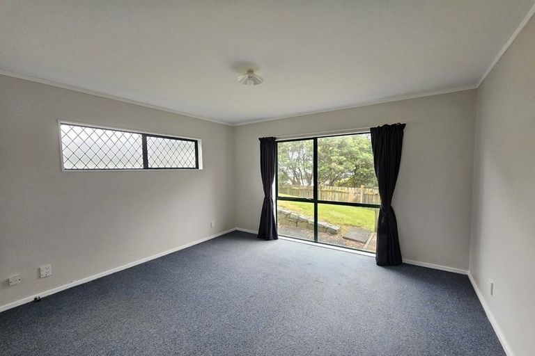 Photo of property in 1/5 Rothwell Street, Titahi Bay, Porirua, 5022