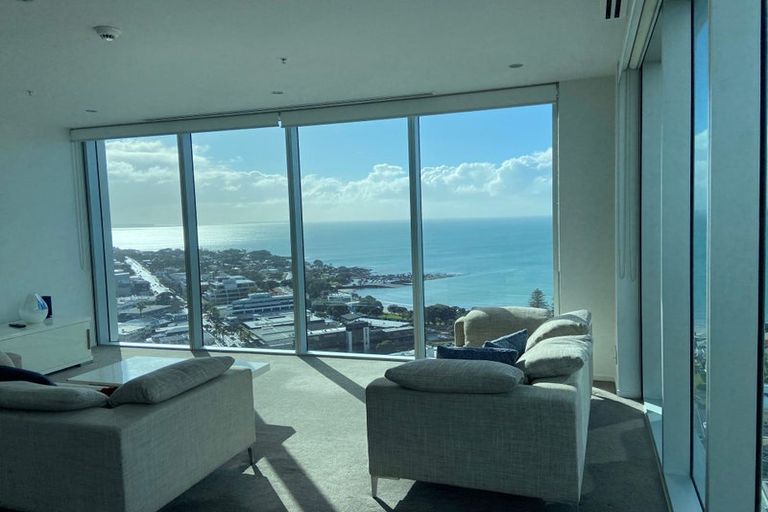 Photo of property in Sentinel Apartments, 2202/3 Northcroft Street, Takapuna, Auckland, 0622