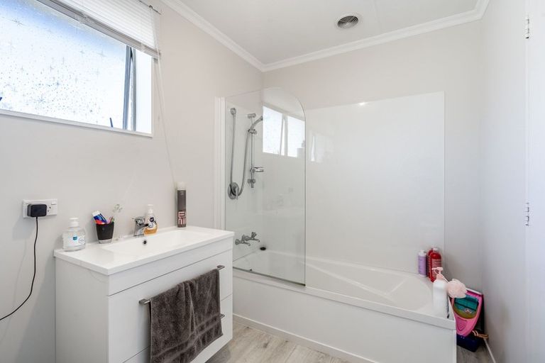 Photo of property in 32 Dundee Place, Strathern, Invercargill, 9812