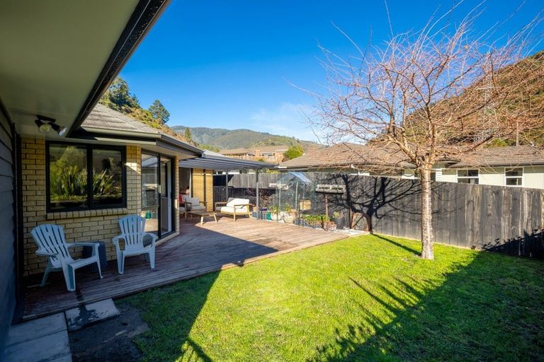 Photo of property in 5 Tindle Place, The Brook, Nelson, 7010