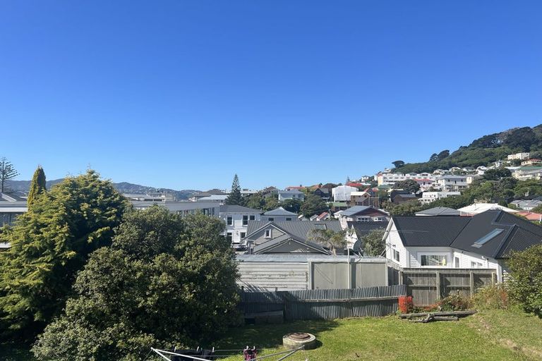 Photo of property in 59 Pirie Street, Mount Victoria, Wellington, 6011