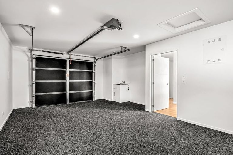 Photo of property in 6 Riroriro Lane, Halswell, Christchurch, 8025