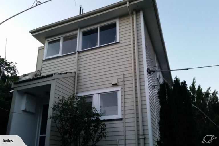 Photo of property in 41 Hudson Street, Island Bay, Wellington, 6023