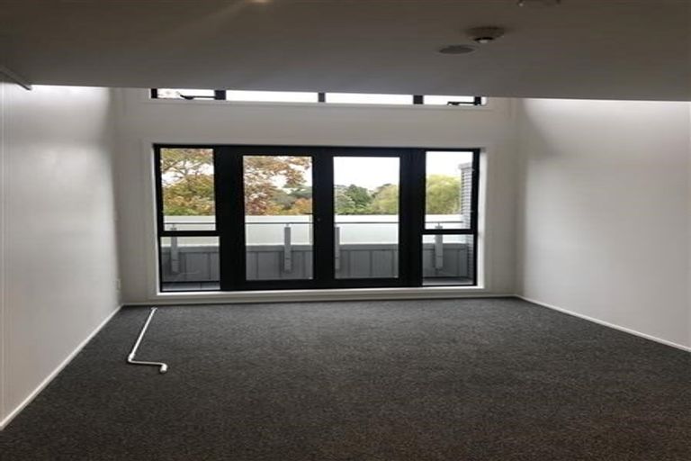 Photo of property in 16b/30 Westward Ho, Glen Eden, Auckland, 0602
