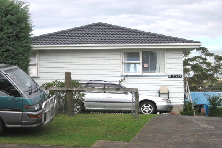 Photo of property in 54 Harmel Road, Glendene, Auckland, 0602