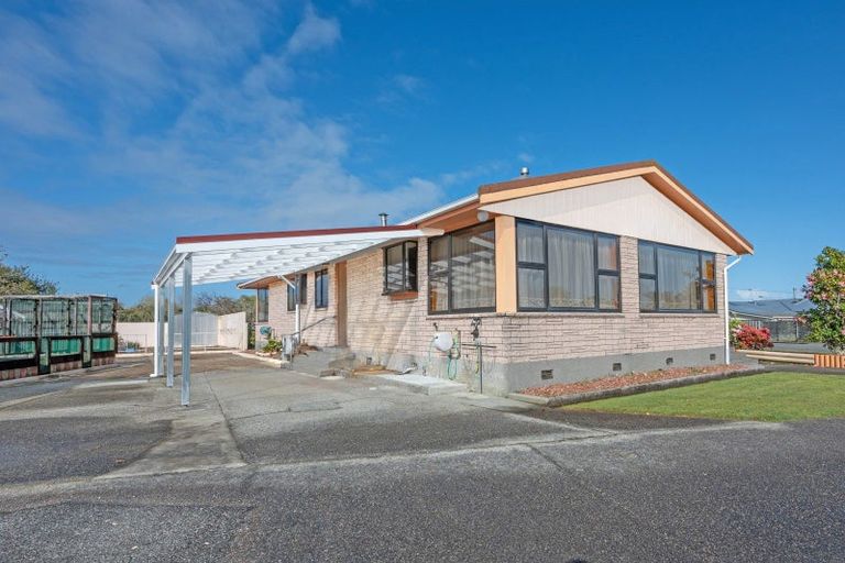 Photo of property in 10 Hoffman Street, Hokitika, 7810