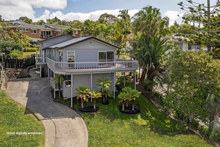 Photo of property in 5 Freya Place, Torbay, Auckland, 0630