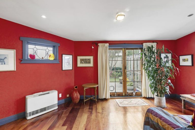 Photo of property in 15 Atiawa Street, Petone, Lower Hutt, 5012