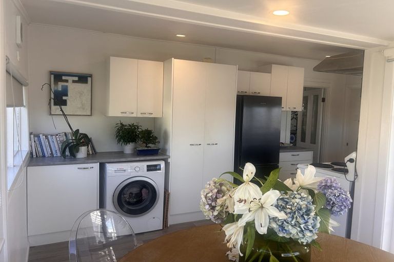 Photo of property in 52 Dean Street, Grey Lynn, Auckland, 1021