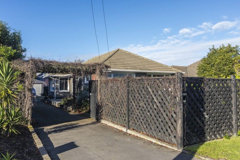 Photo of property in 404 Bower Avenue, Parklands, Christchurch, 8083