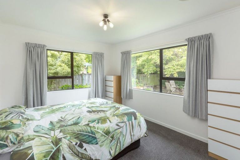 Photo of property in 9 Oak View Place, Greytown, 5712