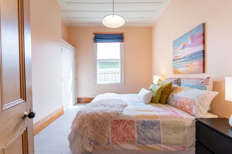 Photo of property in 24 Carnarvon Street, Belleknowes, Dunedin, 9011